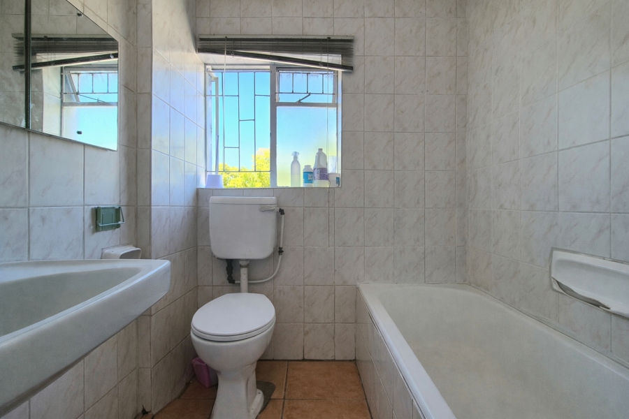 3 Bedroom Property for Sale in Claremont Western Cape